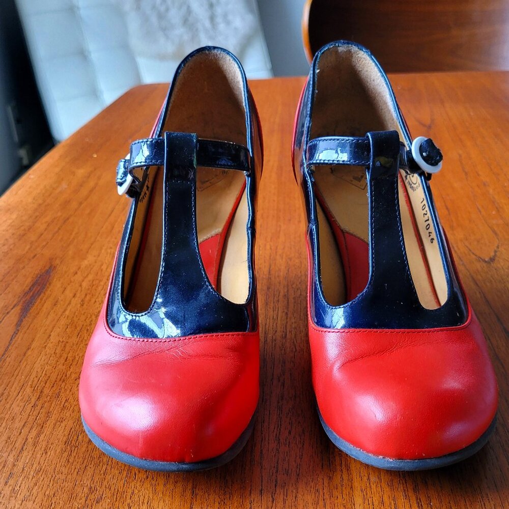 John Fluevog Bellevue Laura Evans T Strap Heel
